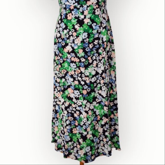H&M Midi Dress Size Small Black Florals Side Slit Sweetheart Neckline - Picture 6 of 14